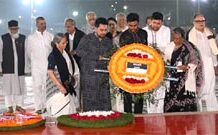Nation pays homage to language martyrs
