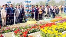 Flower festival kicks off in Chittagong DC Park